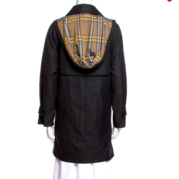 Burberry Jackets & Blazers - BURBERRY LONDON, Rowant Car Coat, Size XS